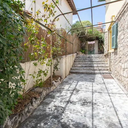 C8 - Staywiz Us -lovely House 4 Bdr - Pool, Ac, Garage & Wifi * Канны