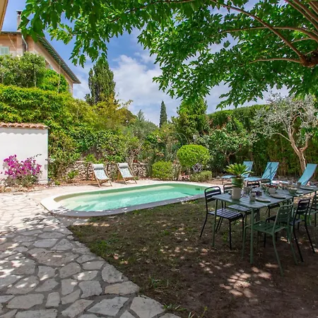 C8 - Lovely House 4 Bdr - Pool, Ac, Garage & Wifi Villa