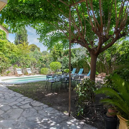 C8 - Lovely House 4 Bdr - Pool, Ac, Garage & Wifi Villa