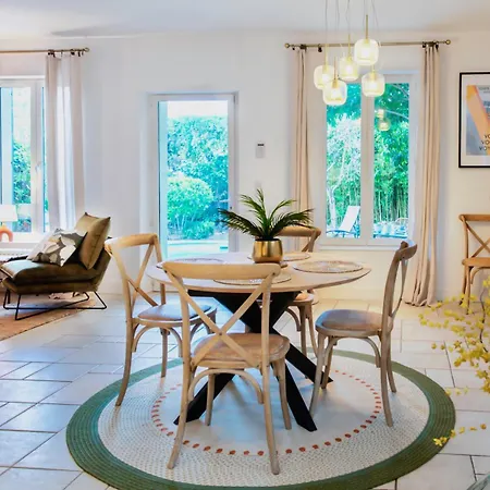 C8 - Staywiz Us -lovely House 4 Bdr - Pool, Ac, Garage & Wifi Вилла *