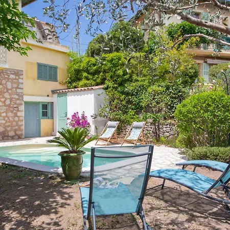 C8 Staywizus - Lovely House 4 Bdr - Pool, Ac, Garage & Wifi *