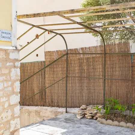Villa C8 - Lovely House 4 Bdr - Pool, Ac, Garage & Wifi