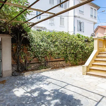 Вилла C8 - Staywiz Us -lovely House 4 Bdr - Pool, Ac, Garage & Wifi Канны