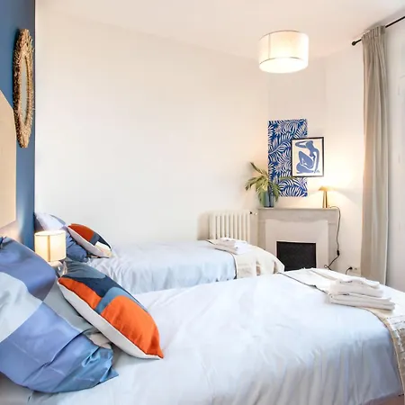 Villa C8 - Lovely House 4 Bdr - Pool, Ac, Garage & Wifi *