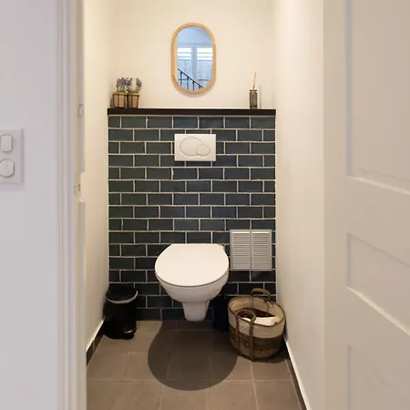 C8 - Staywiz Us -lovely House 4 Bdr - Pool, Ac, Garage & Wifi *