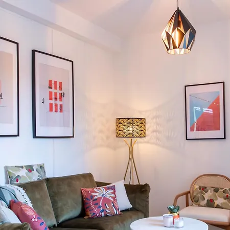C8 - Staywiz Us -lovely House 4 Bdr - Pool, Ac, Garage & Wifi *