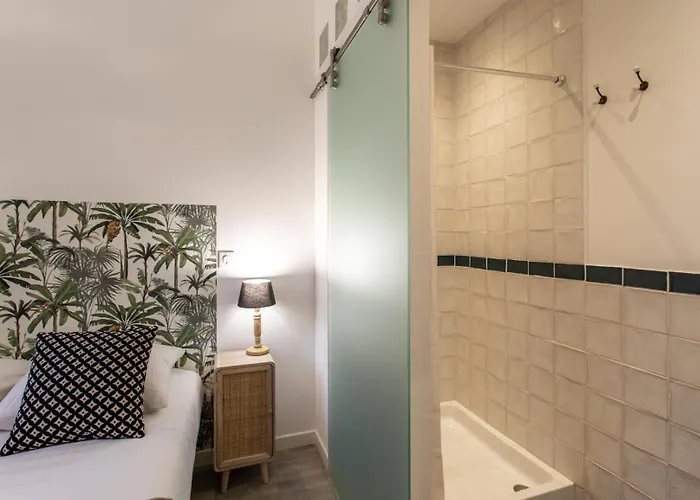 Villa C8 - Lovely House 4 Bdr - Pool, Ac, Garage & Wifi Cannes