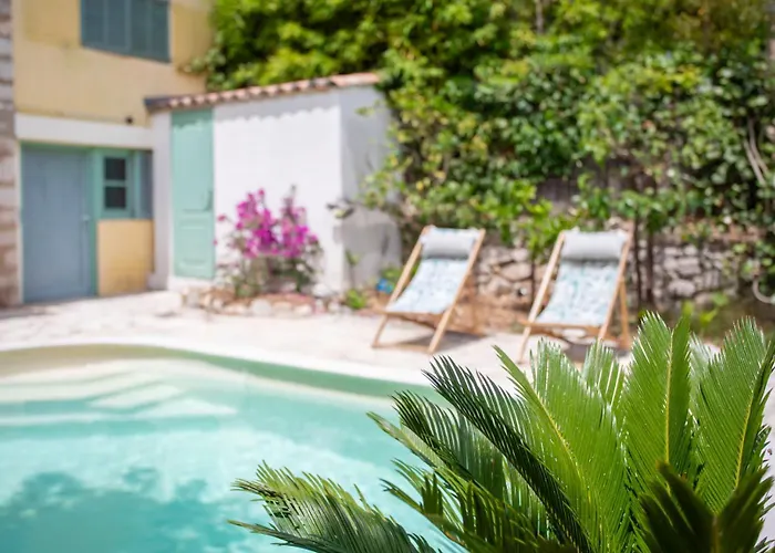 C8 - Lovely House 4 Bdr - Pool, Ac, Garage & Wifi Cannes