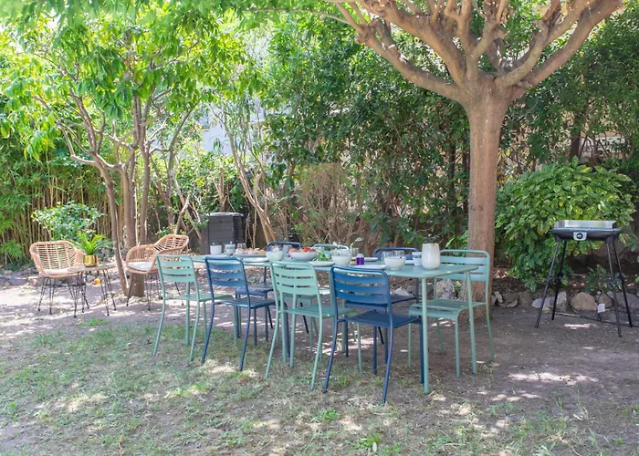 C8 - Lovely House 4 Bdr - Pool, Ac, Garage & Wifi