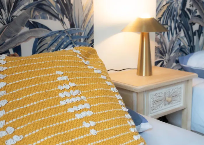 C8 - Lovely House 4 Bdr - Pool, Ac, Garage & Wifi Villa Cannes