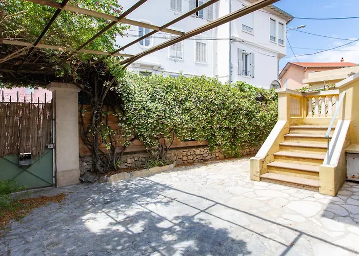 Villa C8 - Lovely House 4 Bdr - Pool, Ac, Garage & Wifi Cannes