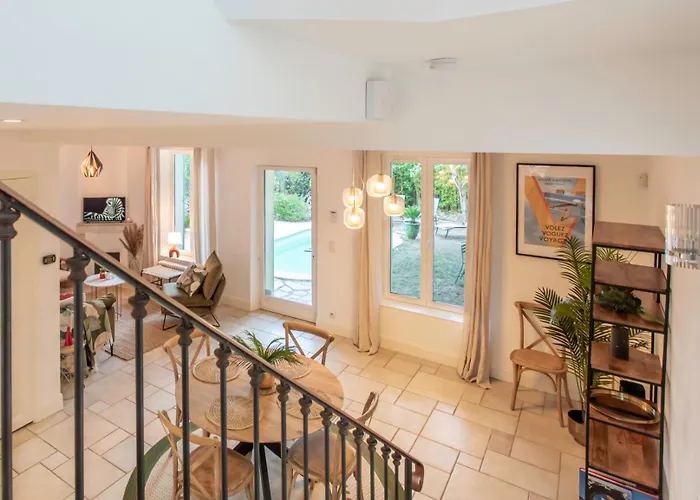 Villa C8 - Lovely House 4 Bdr - Pool, Ac, Garage & Wifi Cannes