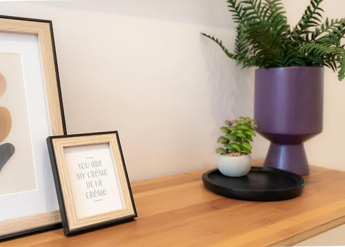 Villa C8 - Lovely House 4 Bdr - Pool, Ac, Garage & Wifi Cannes