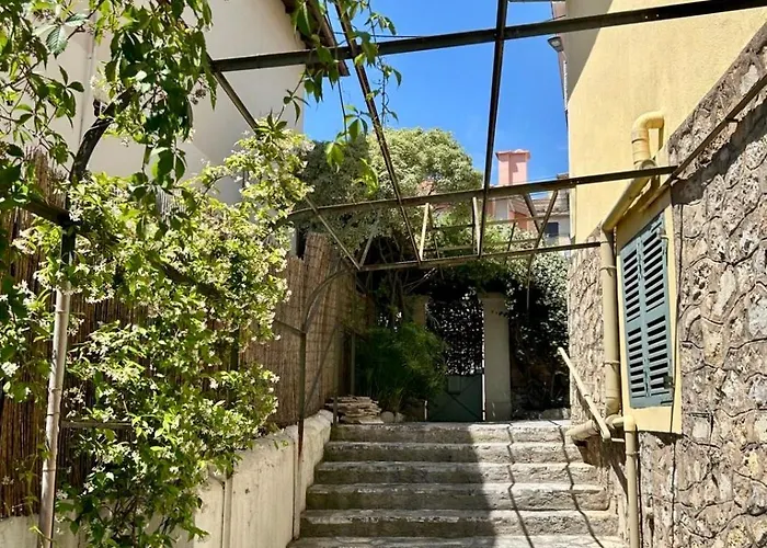 C8 - Lovely House 4 Bdr - Pool, Ac, Garage & Wifi * Cannes